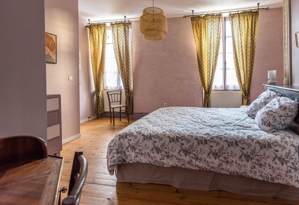 Chambres D'Hotes Le Relais Des Remparts Rions ภายนอก รูปภาพ